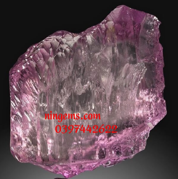 Đá Kunzite tự nhiên nguyên khối